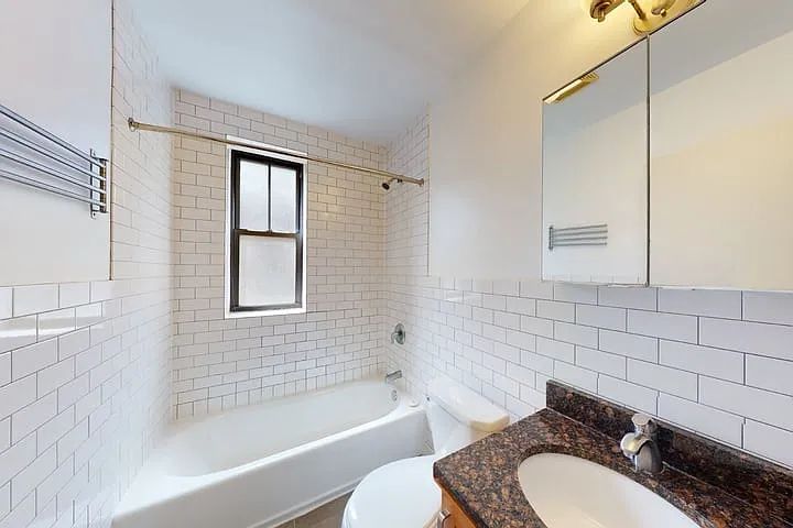 5320-5326.5 S. Drexel Boulevard — Photo 24