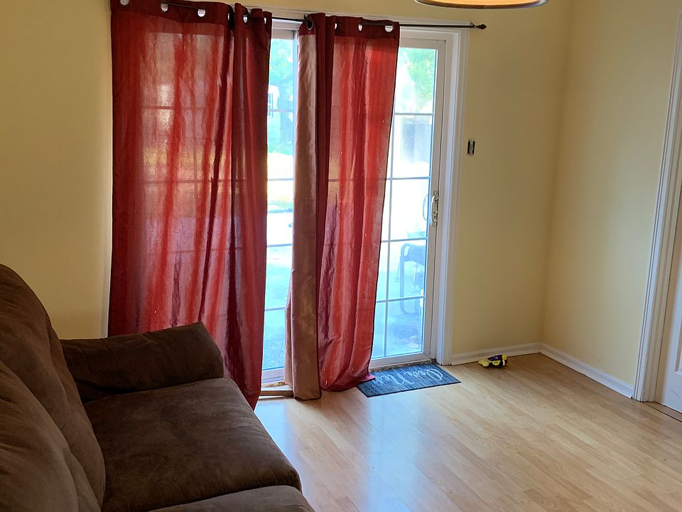 2nd image of 506 Westview Dr