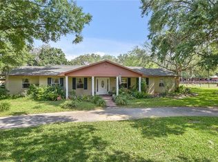 2502 Country Ln, Plant City, FL 33565