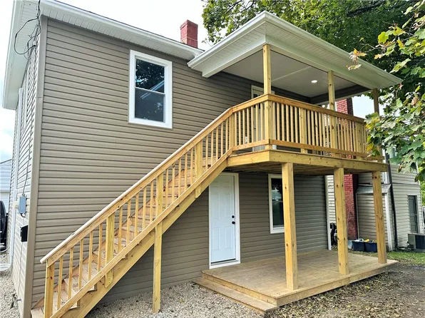 641 Line Ave, Ellwood City, PA 16117