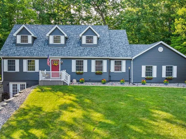 115 Aspen Dr, Franklin, PA 16323