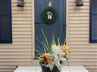 94 Joan Cir, Manchester, CT 06040