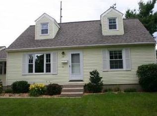 141 Highland Dr NE, Rockford, MI