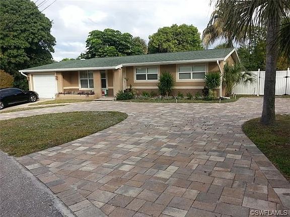 2nd image of 27091 Orange Court Dr