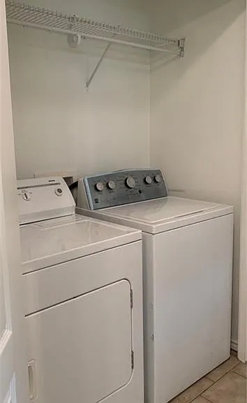 2407 Moonlight Ln #3 — Photo 8