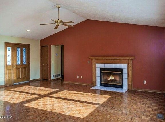 5th image of 680 Georgia Ct NE