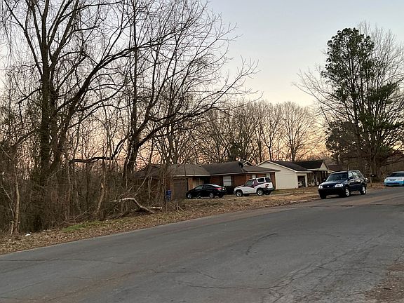 5th image of 5752 Patricia Dr