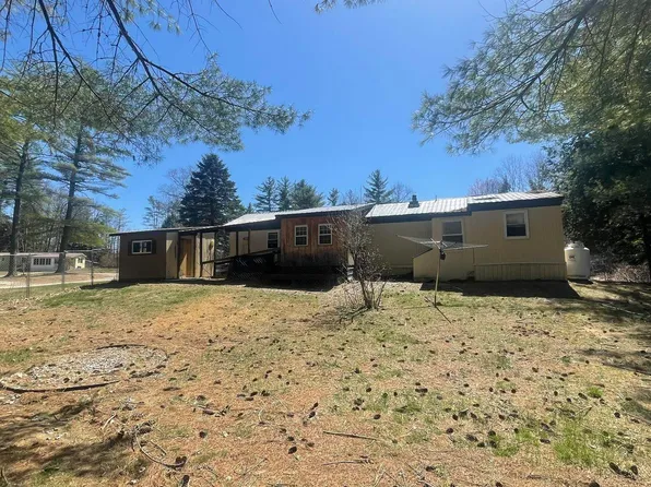 17 Pine Gate Road, Plymouth, NH 03264