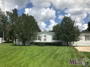 30120 Huntington Pl, Walker, LA 70785