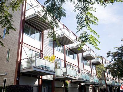 3450 Cahuenga Blvd W APT 608, Los Angeles, CA, 90068