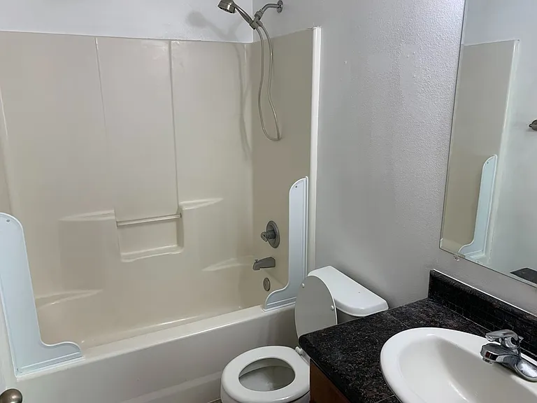 1013 N Pierce Dr — Photo 12