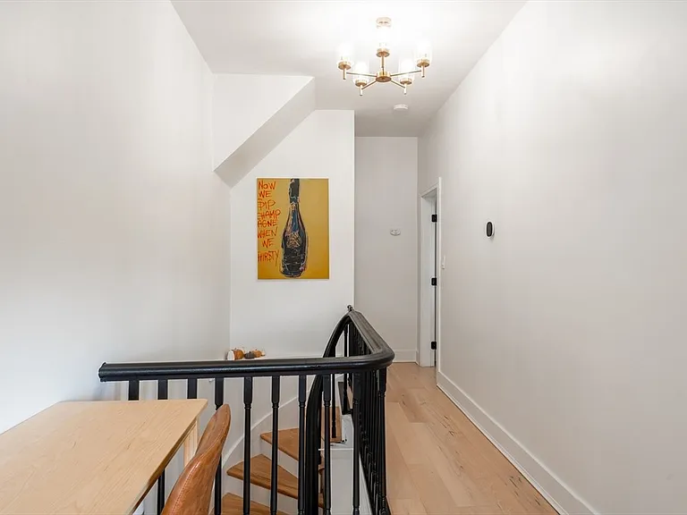 281 Washington Ave #2 — Photo 7