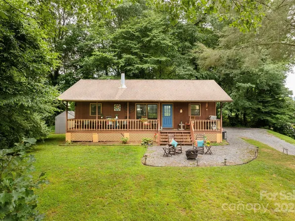 59 Longridge Ln, Waynesville, NC 28785