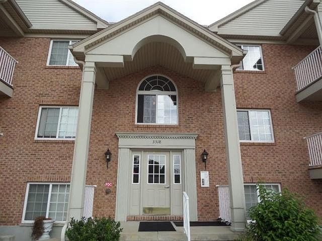 1st image of 3318 Emerald Lakes Dr #3318