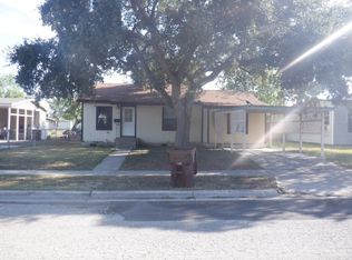 1109 E Doddridge Ave, Kingsville, TX 78363