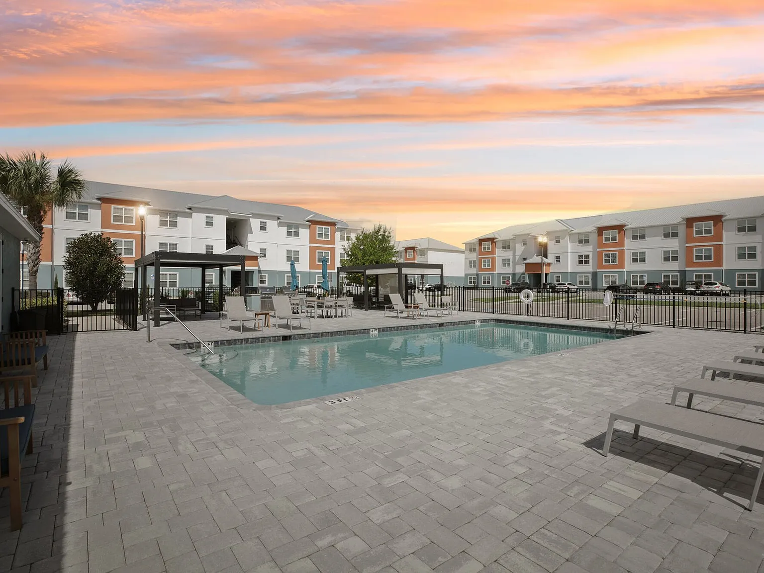Champion Townhomes — Photo 2