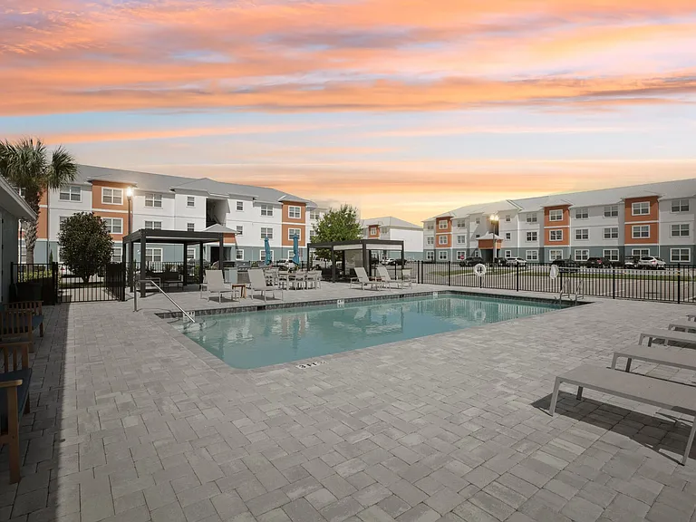 Champion Townhomes — Photo 2