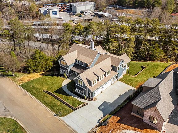 5th image of 3100 Choto Highlands Way