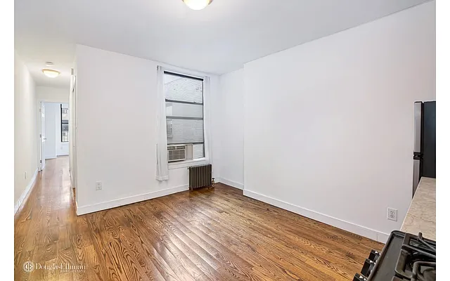 Rented by Douglas Elliman | media 24