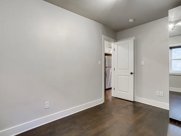 82 Q St SW #1 — Photo 11