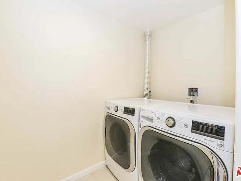 155 S Oxford Ave #203 — Photo 9
