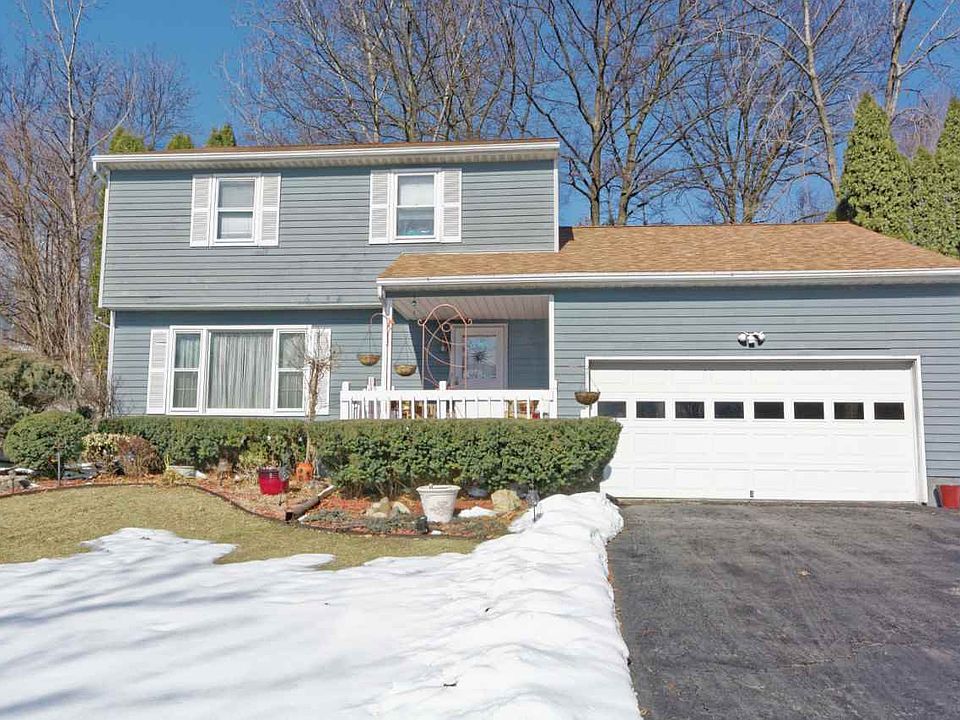 1st image of 35 Aspen Cir
