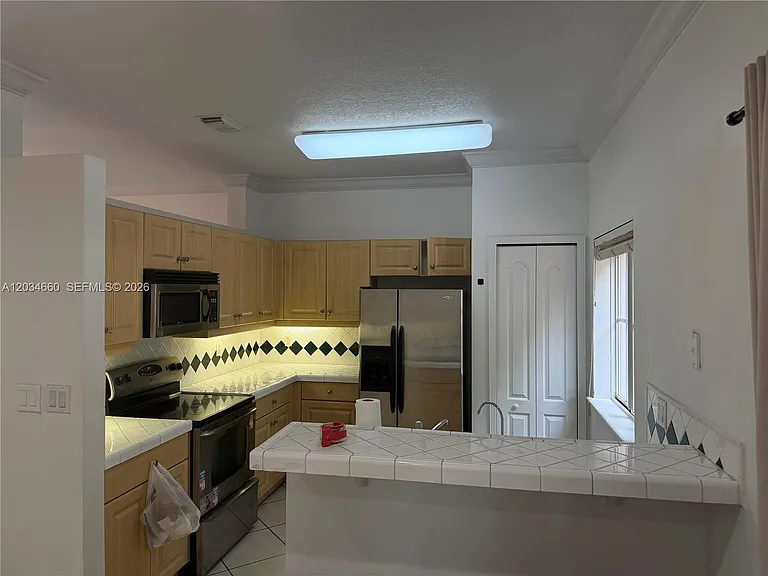 14213 SW 126th Pl — Photo 7