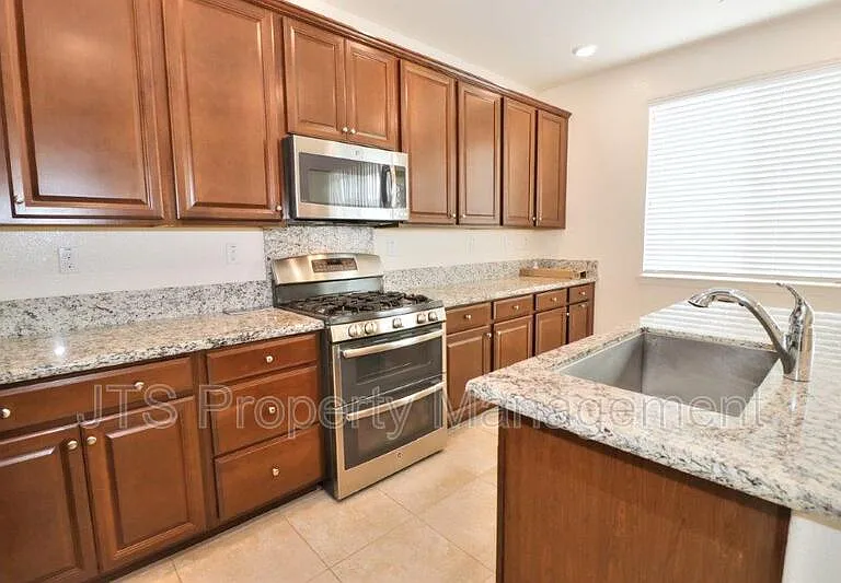 5122 Mossy Stone Way — Photo 14