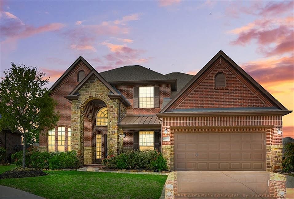 1st image of 18735 Pelham Grove Ln