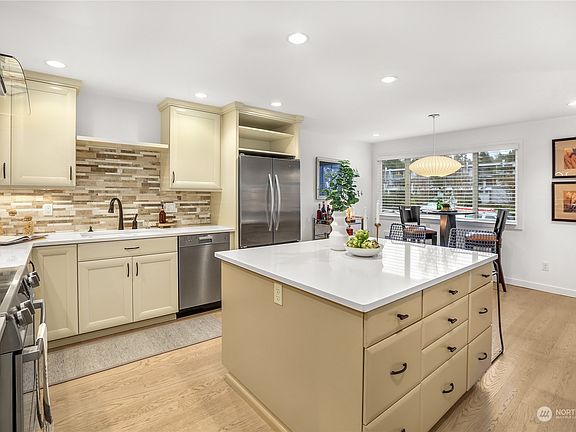 5th image of 353 101st Street SE #D-204