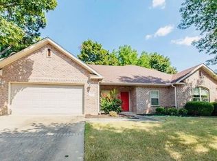 2156 N Elderberry Rd, Fayetteville, AR 72704