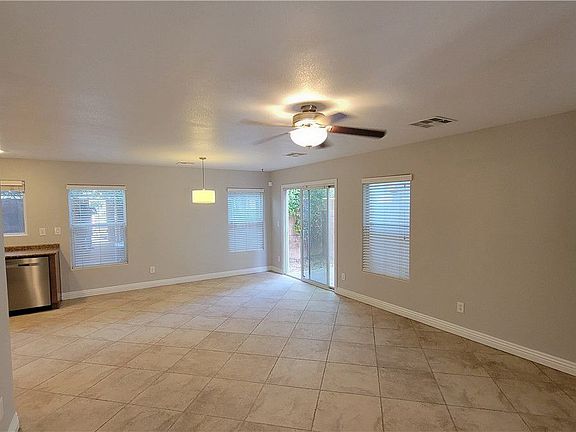3rd image of 605 Beckton Park Ave