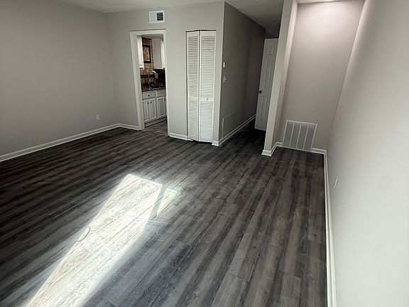 5th image of 6428 Baker Ct APT B