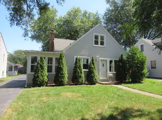 233 N 3rd Ave, Villa Park, IL 60181