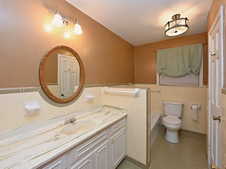 939 Sunset Dr #A — Photo 17
