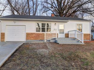 5517 Willow Ave, Raytown, MO 64133