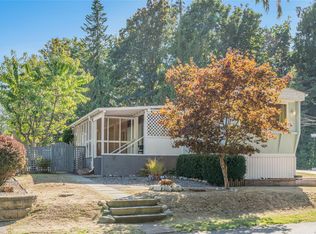 575 Arbutus St UNIT 16, Qualicum Beach, BC V9K1P2