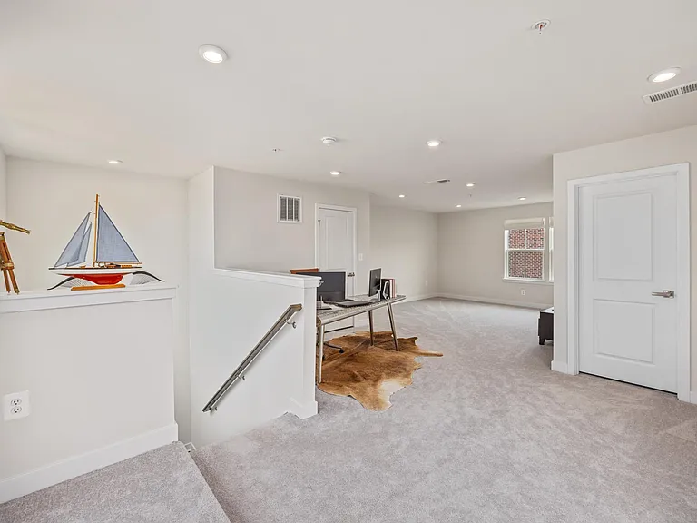 4737 Towne Park Rd — Photo 28