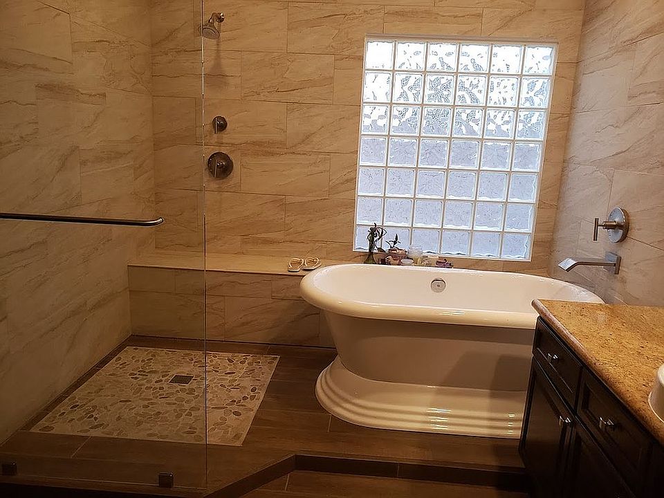 Master bath. Wow!