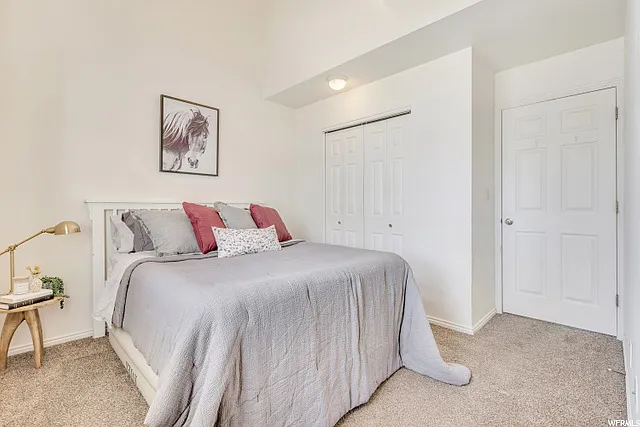 475 N Redwood Rd #12 — Photo 9