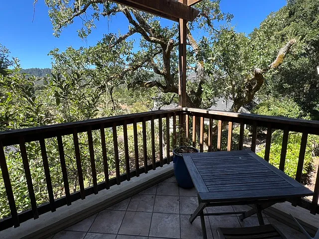 side deck off dining room