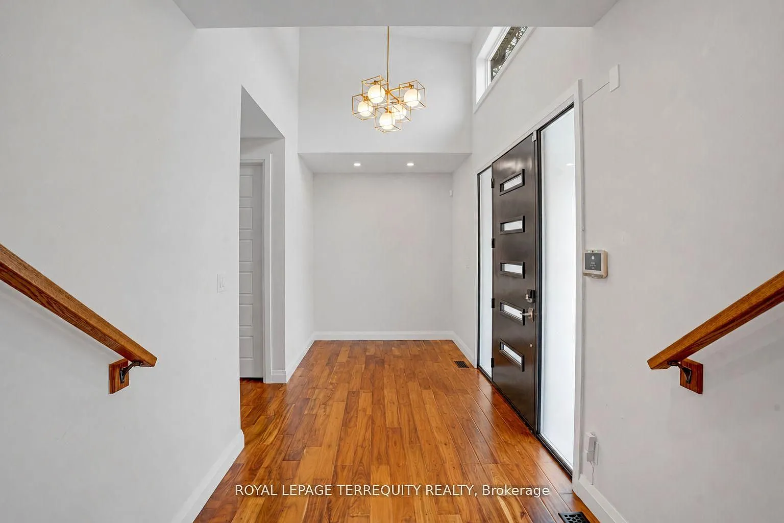 5 bed, $8,000 — Photo 2