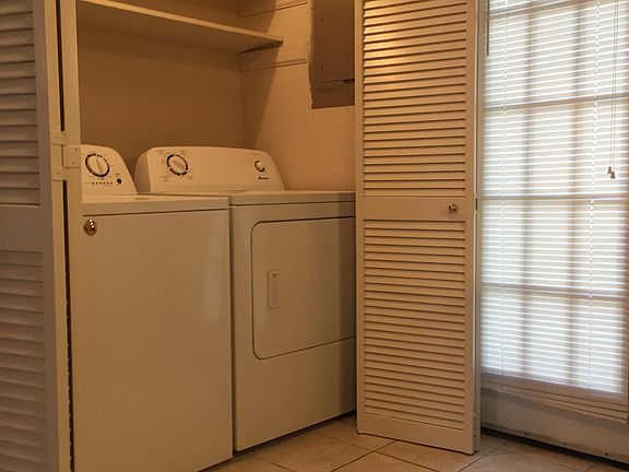 5th image of 100 Lanier Dr APT 7