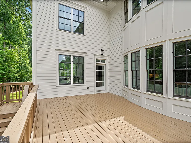 2045 Kent Ct — Photo 79
