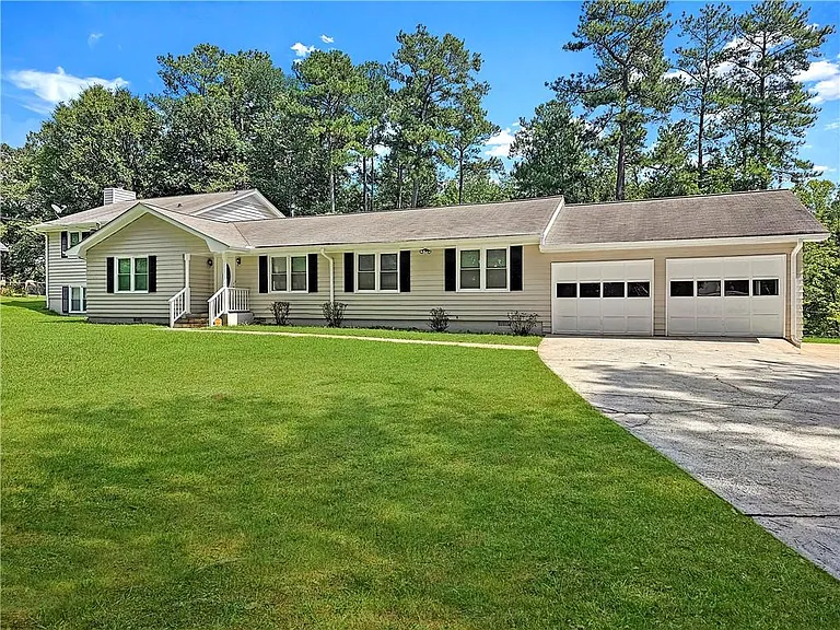 5949 James Rd — Photo 1