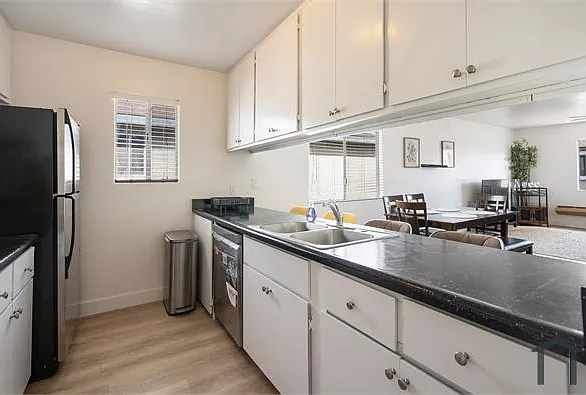 17851 N 40th St #102 — Photo 13