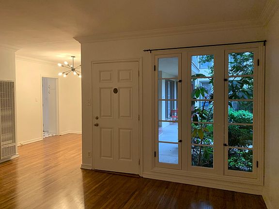 5th image of 1635 Lyman Pl