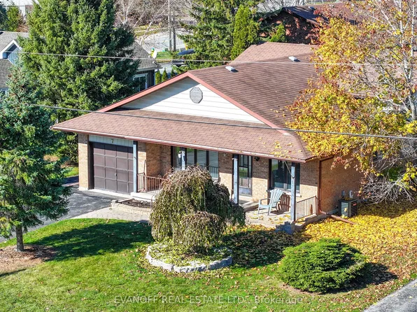 7 Janlisda Dr, Kawartha Lakes, ON K0M 1N0