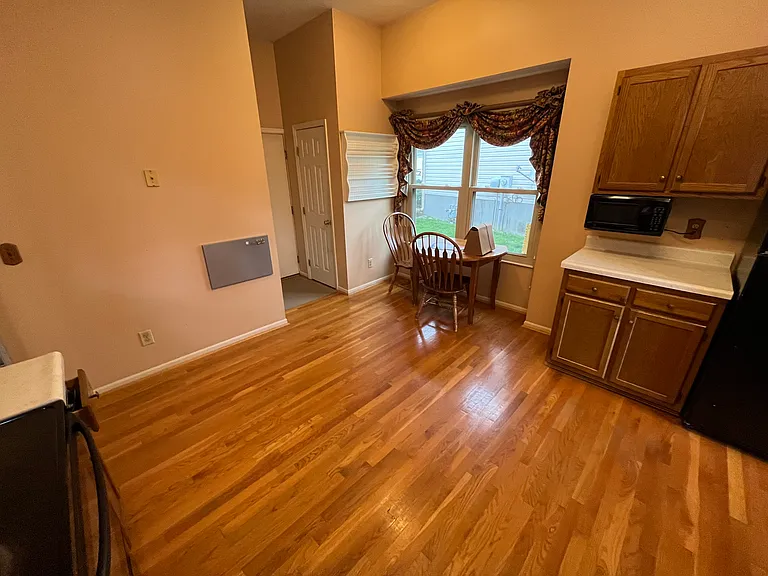 6400 Belmont Park Ct — Photo 8
