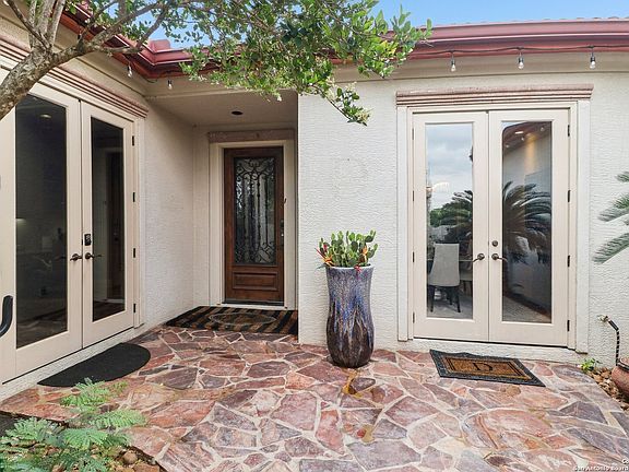 3rd image of 908 La Puerta